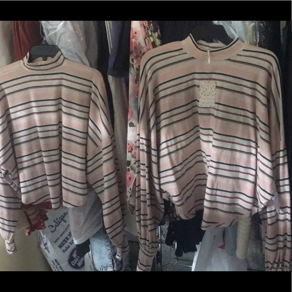 Last one ☝️ NWT Free People Steph Balloon Top - Picture 8 of 8
